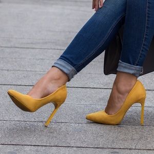 Beautiful suede heels